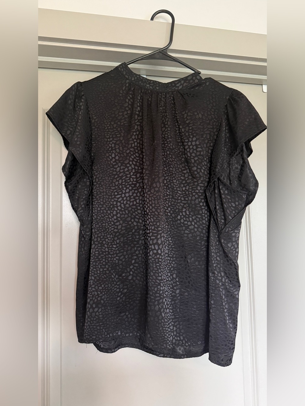 Nine West Black Textured Flutter Sleeve Blouse